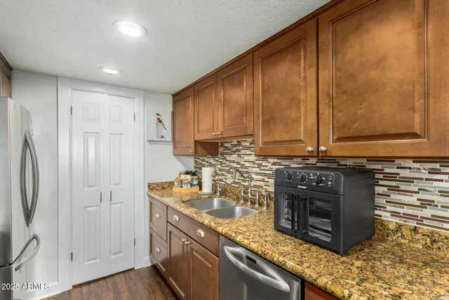 $1,950 | 7817 East Valley Vista Drive, Scottsdale, AZ 85250