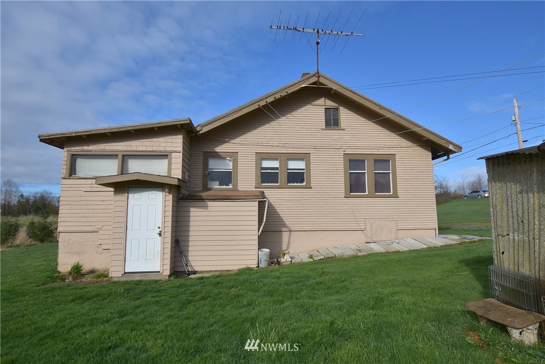 641 East Axton Road Bellingham, WA 98226 - Photo 1 of 25