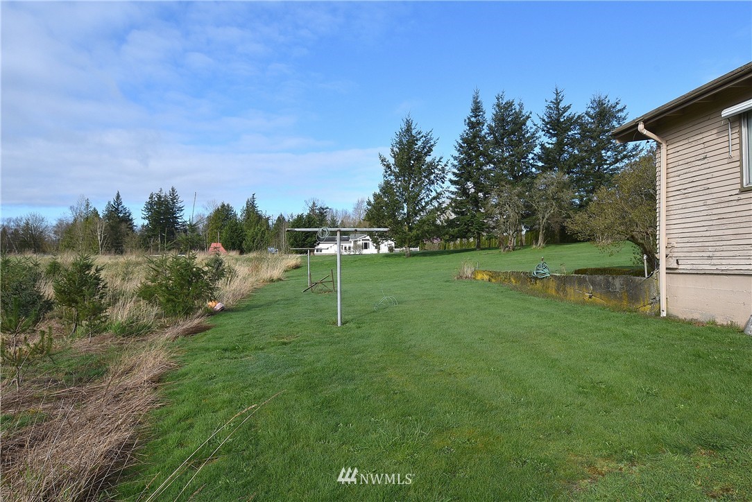 641 East Axton Road Bellingham, WA 98226 - Photo 17 of 25