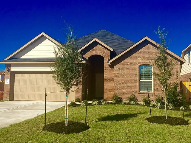 a front view of house with yard