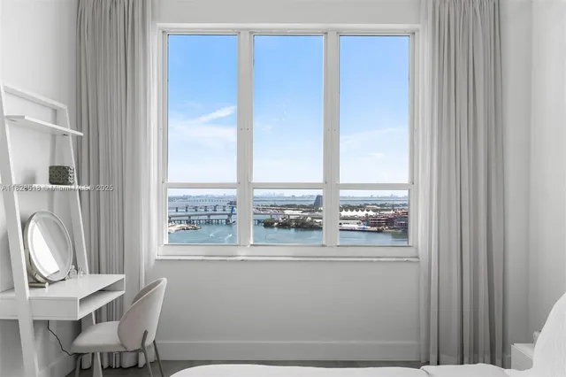 $699,000 | 888 Brickell Key Drive, Unit 2606, Miami, FL 33131