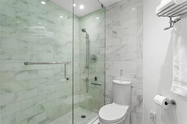 $699,000 | 888 Brickell Key Drive, Unit 2606, Miami, FL 33131