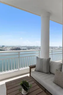 $730,000 | 888 Brickell Key Drive, Unit 2606, Miami, FL 33131