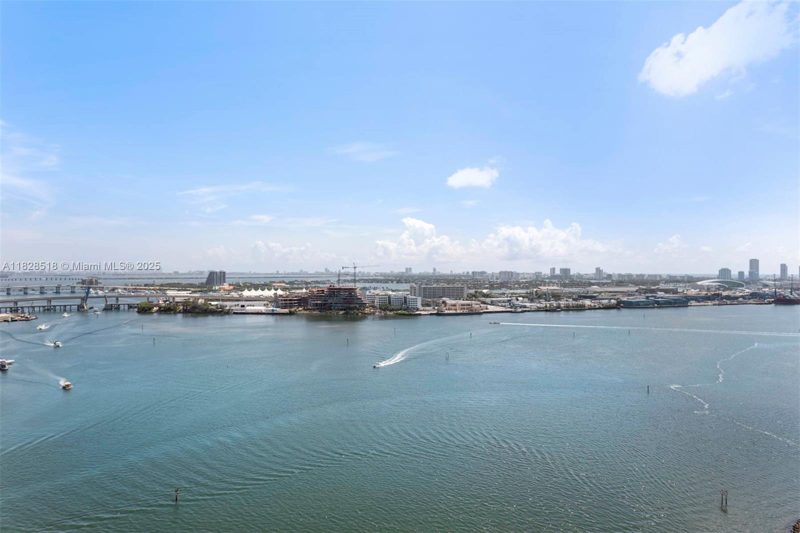 888 Brickell Key Drive, Unit 2606 Miami, FL 33131 - Photo 22 of 32