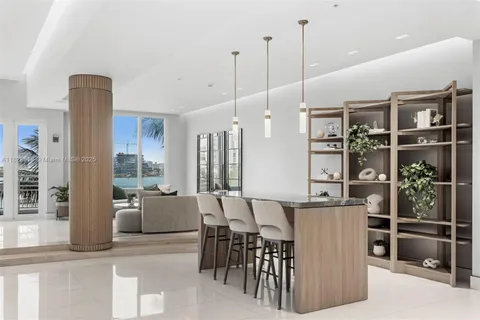 $730,000 | 888 Brickell Key Drive, Unit 2606, Miami, FL 33131