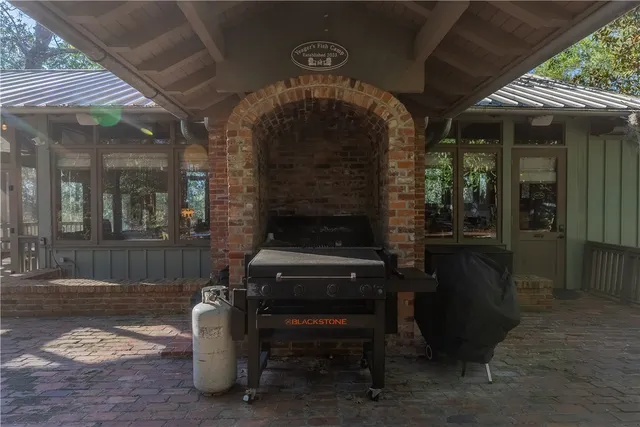 $1,095,000 | 1320 Douglas Fish Camp Road, White Oak, GA 31568