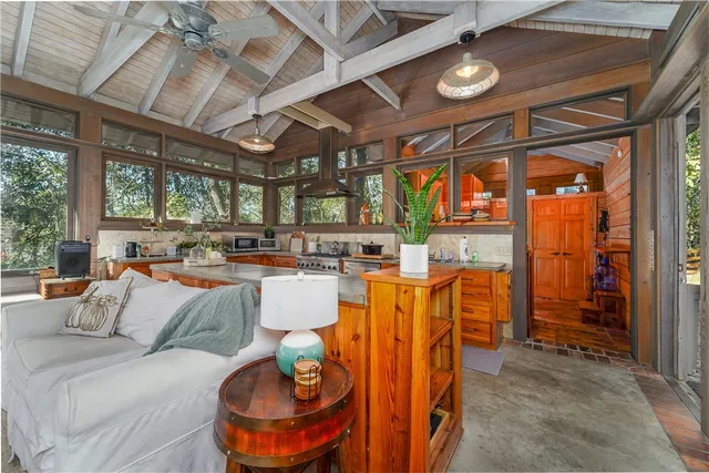 $1,095,000 | 1320 Douglas Fish Camp Road, White Oak, GA 31568