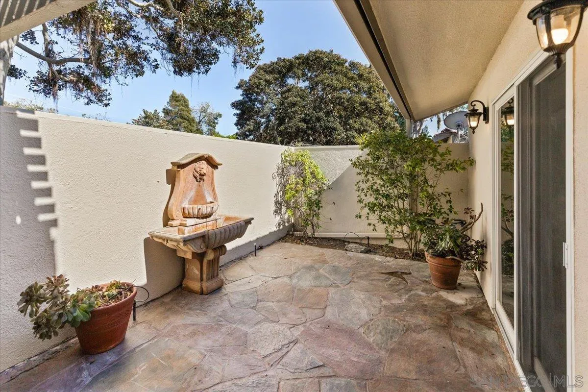 16902 Via De Santa Fe, Unit 12 Rancho Santa Fe, CA 92091 - Photo 16 of 20