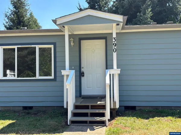 $335,000 | 390 Montgomery Street, Falls City, OR 97344
