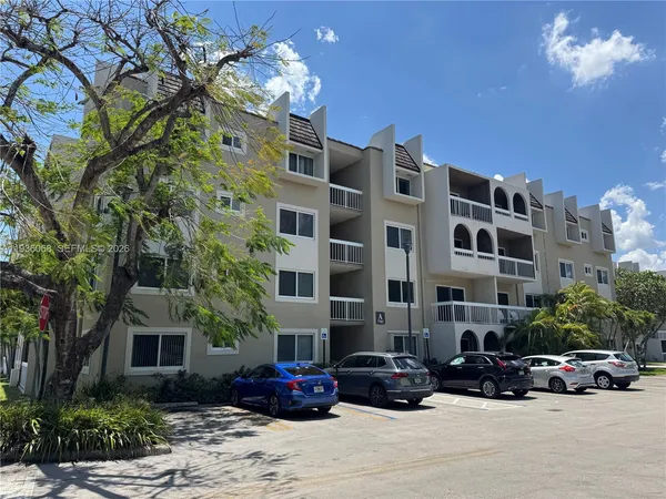$254,900 | 7703 Camino Real, Unit A307, Miami, FL 33143