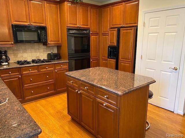 1100 Chesapeake Rochester Hills, MI 48307 - Photo 7 of 27