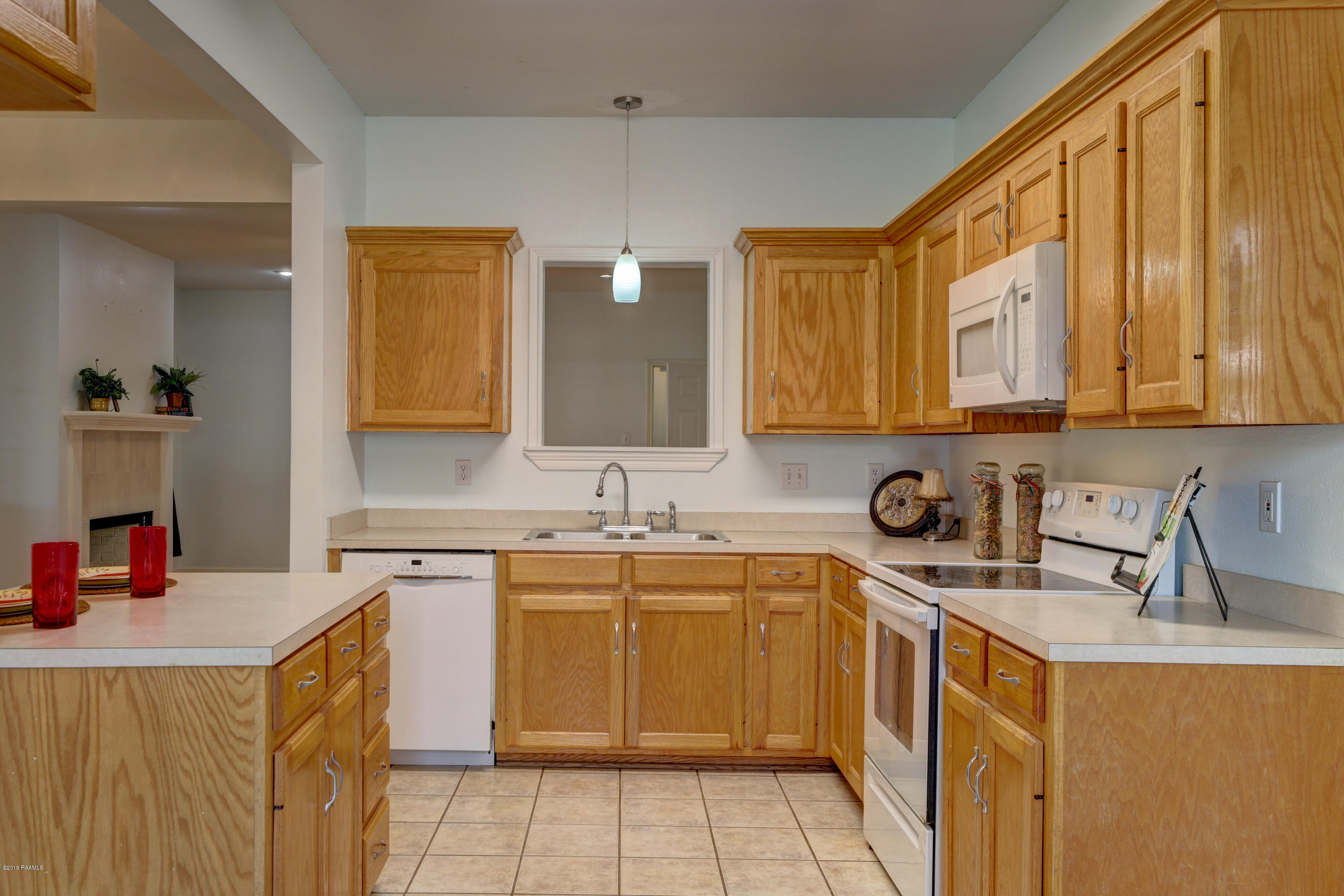 620 Almonaster Road Youngsville, LA 70592 - Photo 10 of 38 620 Almonaster-13