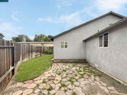 $998,000 | 1945 Parkside Drive, Walnut Creek, CA 94597