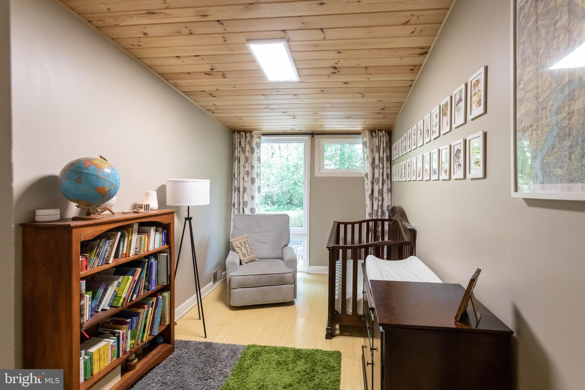 2922 Pine Spring Road Falls Church, VA 22042 - Photo 15 of 41 Gallery Image 15