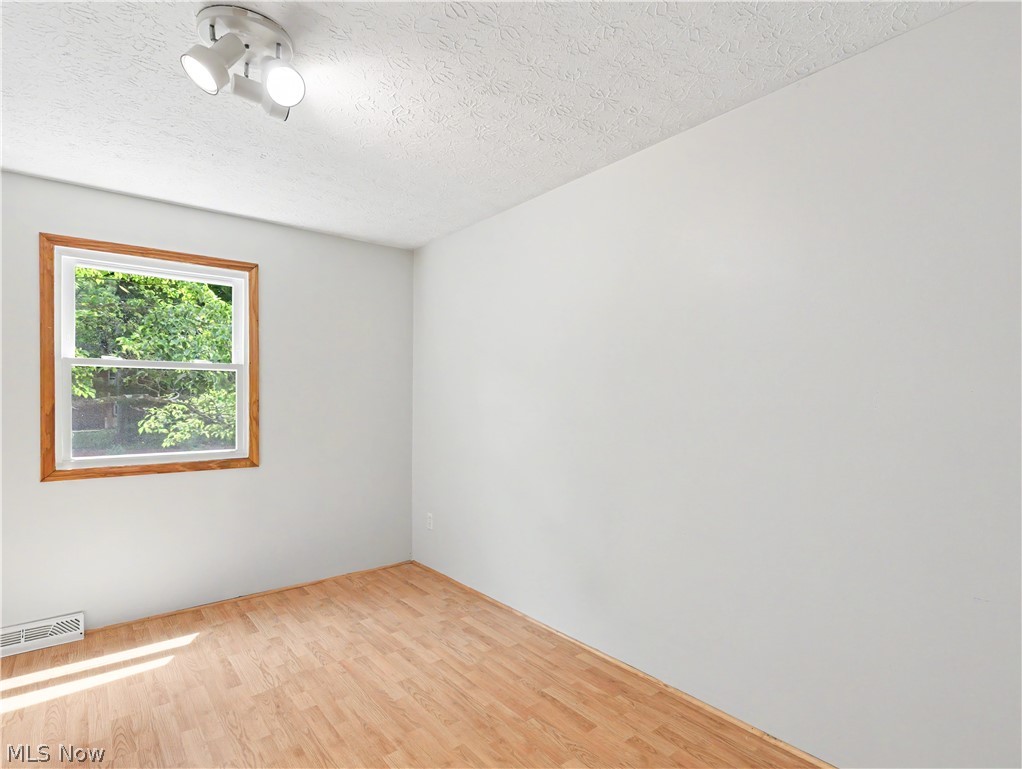 13069 Hametown Road Doylestown, OH 44230 - Photo 20 of 33