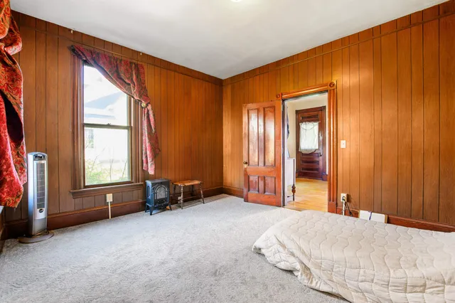 $2,850 | 19 Pine Street, Haverhill, NH 03785