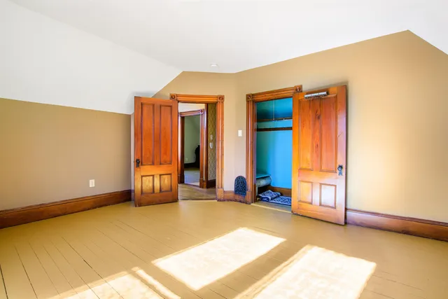 $2,850 | 19 Pine Street, Haverhill, NH 03785