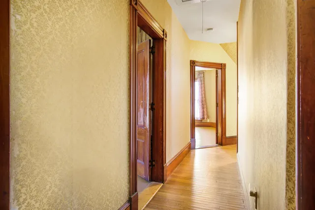 $2,850 | 19 Pine Street, Haverhill, NH 03785