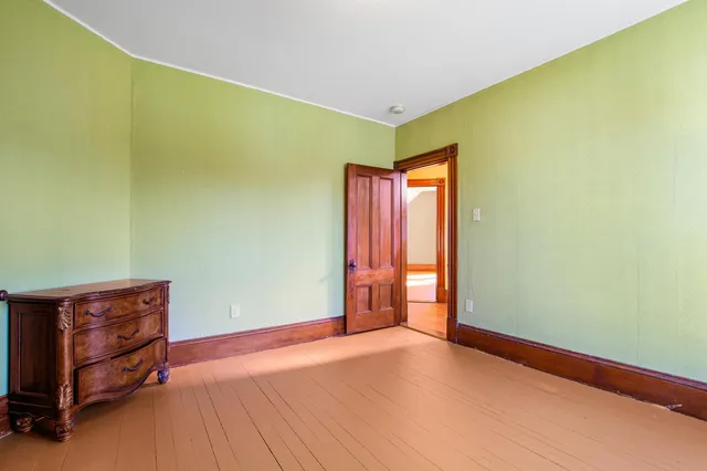 $2,850 | 19 Pine Street, Haverhill, NH 03785