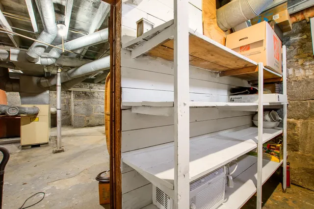 $2,850 | 19 Pine Street, Haverhill, NH 03785