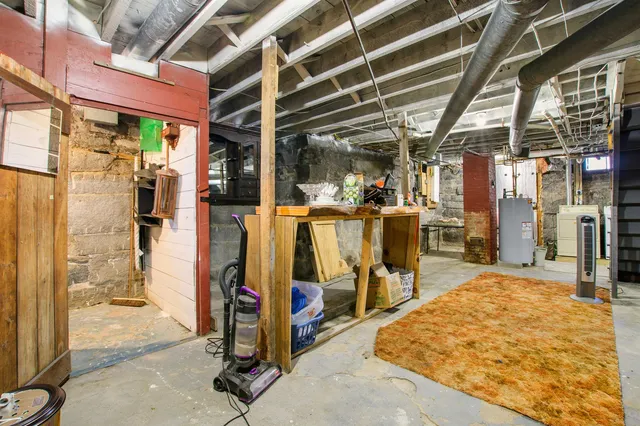 $2,850 | 19 Pine Street, Haverhill, NH 03785