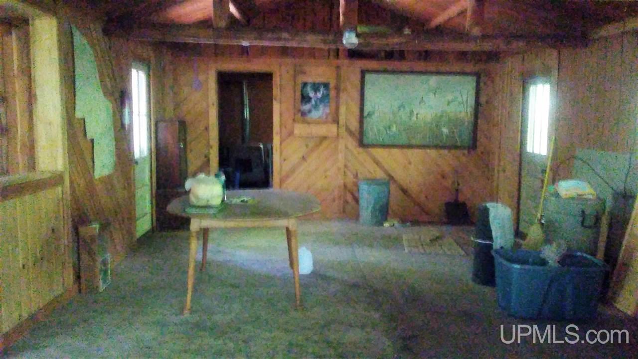 10480 North Riverside Road Hurley, WI 54534 - Photo 7 of 18 Gallery Image 7