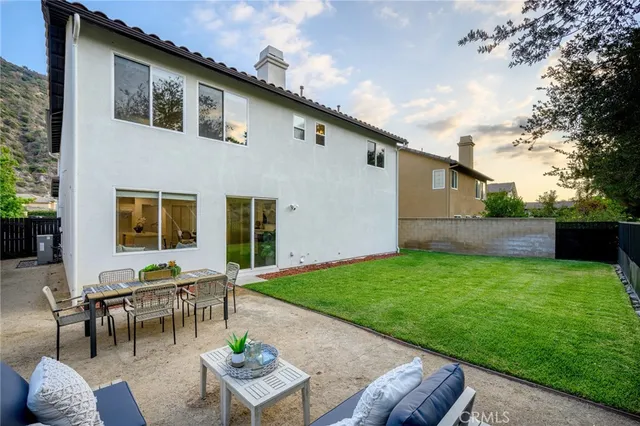 $1,099,999 | 27 Silver Forest Court, Azusa, CA 91702