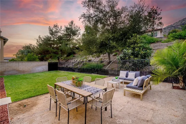 $1,099,999 | 27 Silver Forest Court, Azusa, CA 91702