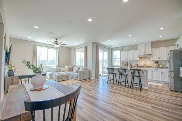$489,900 | 1275 Traverse Drive South, Madera, CA 93636