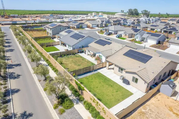 $489,900 | 1275 Traverse Drive South, Madera, CA 93636