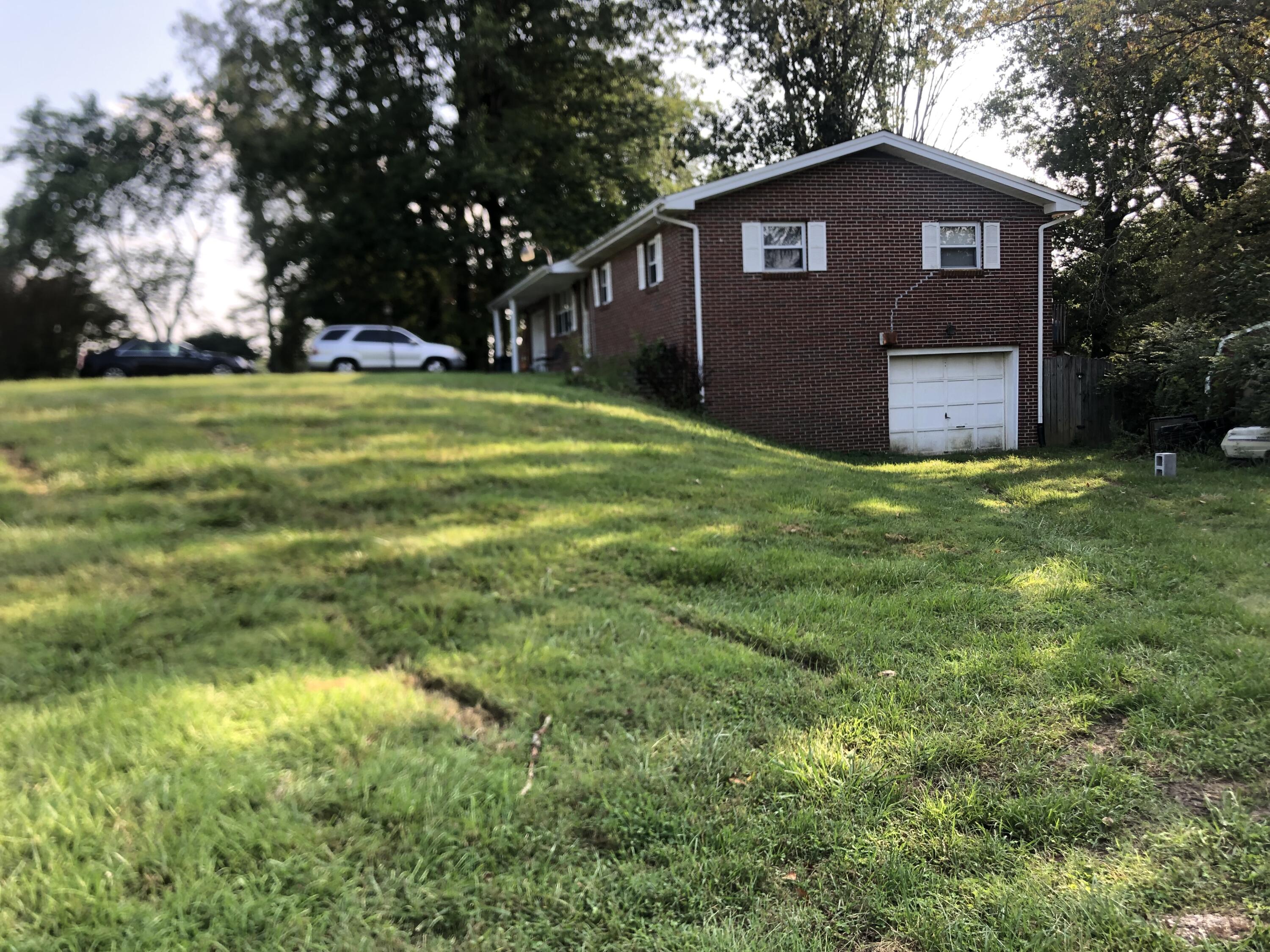 7813 Thompson School Road Corryton, TN 37721 - Photo 4 of 21 B2FEDFF3-878E-4864-BB54-63558B820349