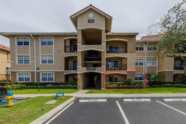 $2,200 | 11730 Southwest 2nd Street, Unit 12103, Pembroke Pines, FL 33025