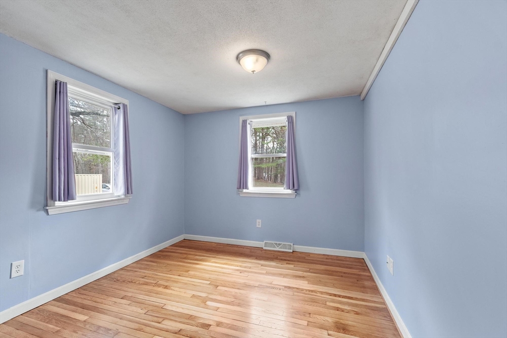 20 Meadowview Road Georgetown, MA 01833 - Photo 16 of 30