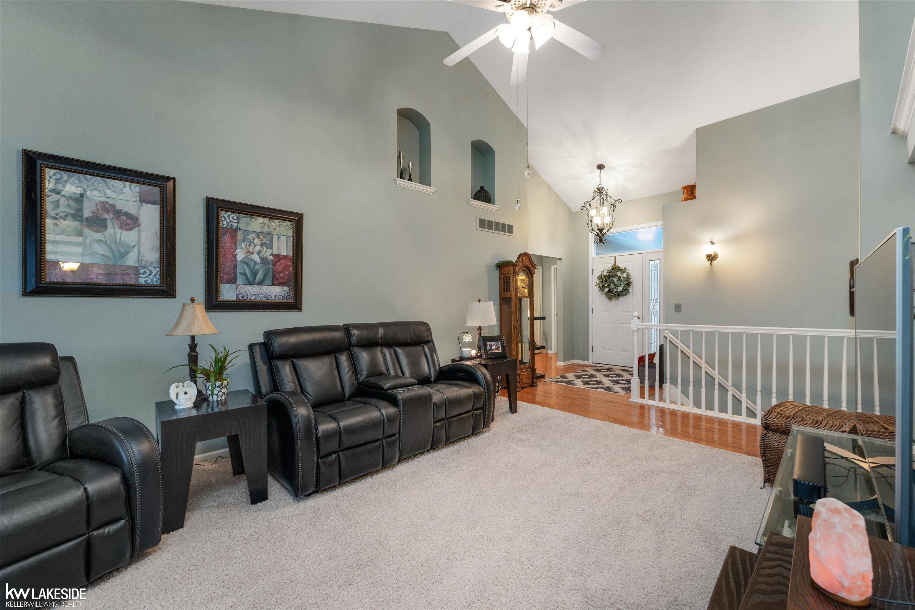 8160 Huntington Ridge Court Washington, MI 48094 - Photo 5 of 44