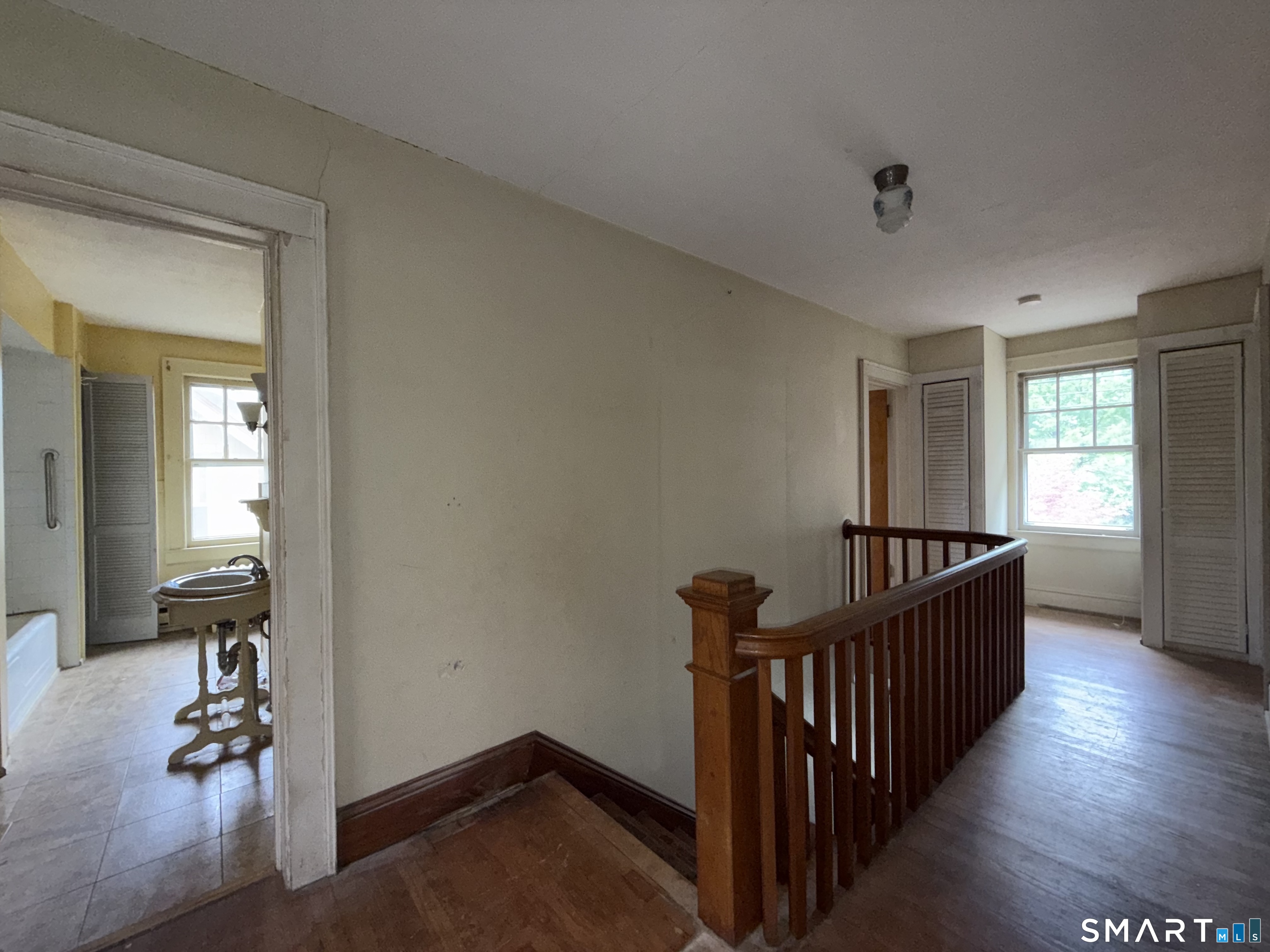 25 Spring Street Portland, CT 06480 - Photo 10 of 26