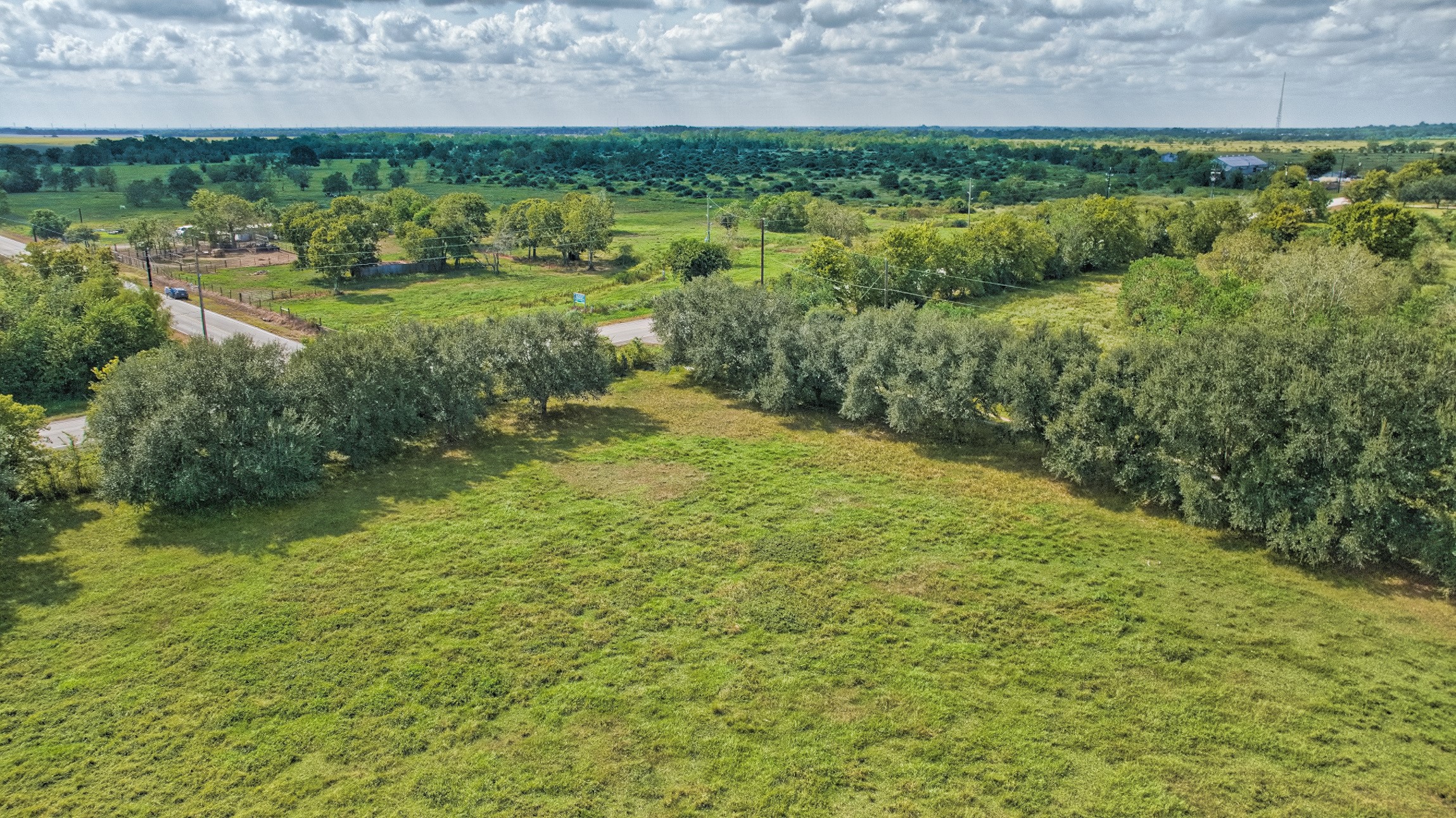 2 Fm 1462 Road Guy, TX 77444 - Photo 13 of 23 a view of a garden with a lake