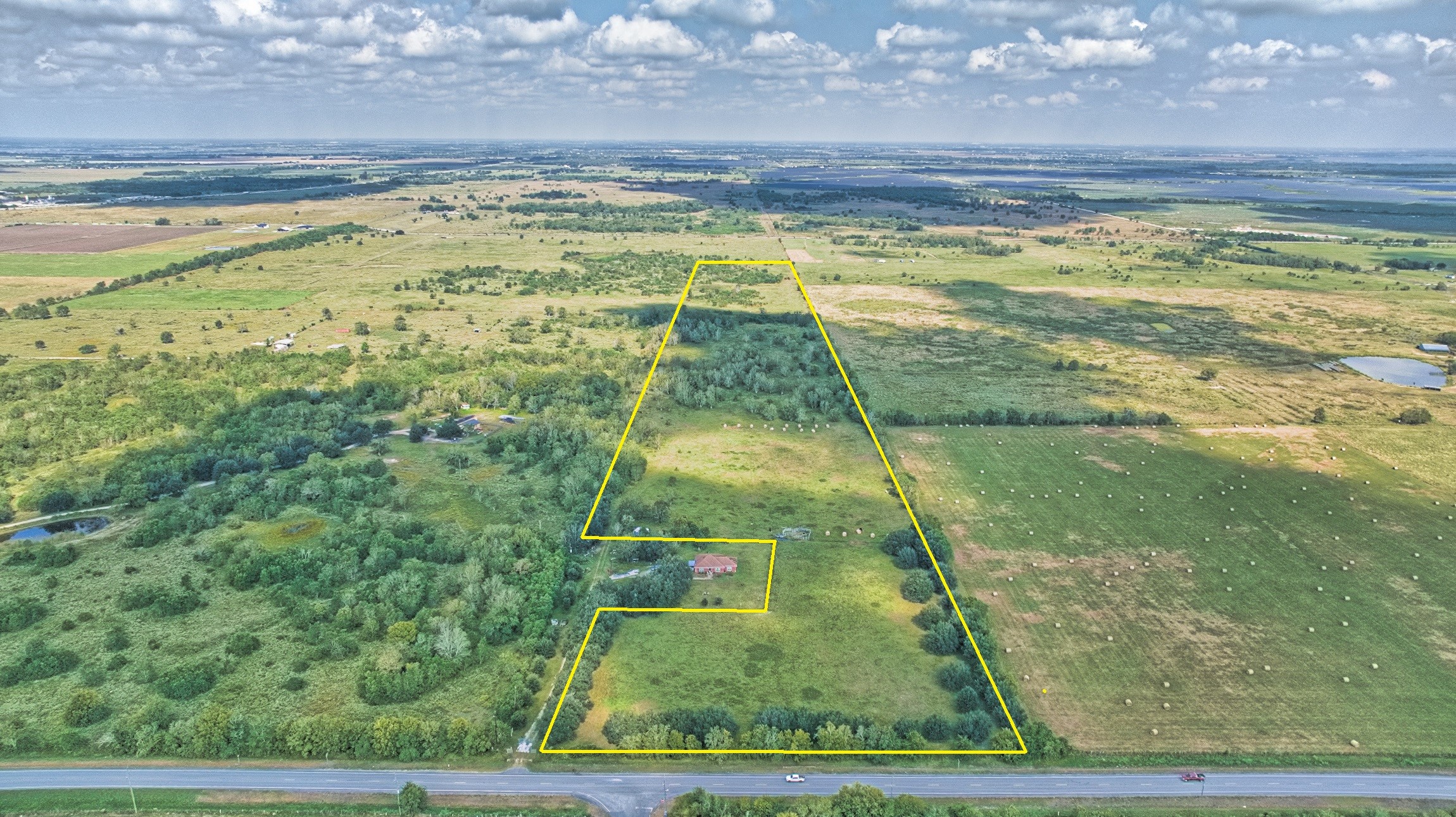 2 Fm 1462 Road Guy, TX 77444 - Photo 2 of 23 a view of an ocean beach