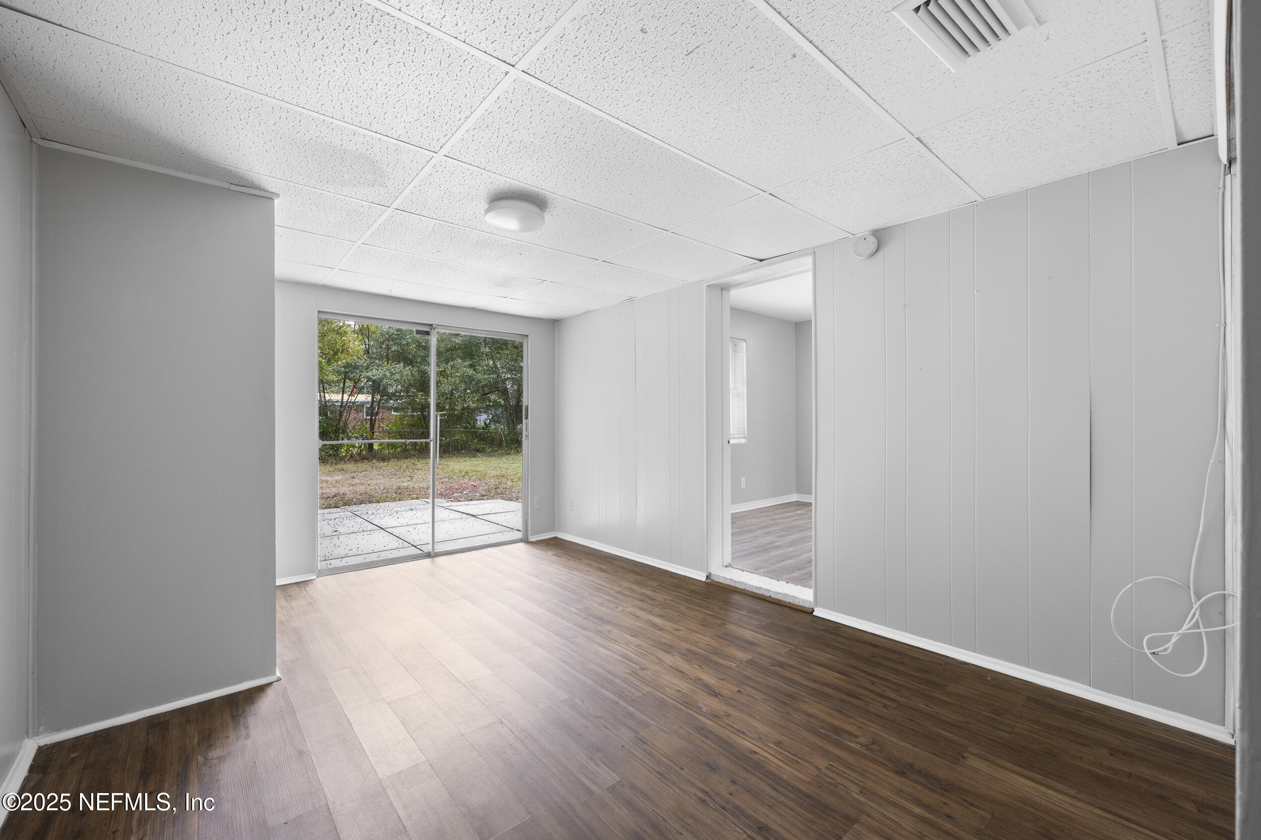 2403 Rogero Road Jacksonville, FL 32211 - Photo 14 of 26 17_the real estateographers_048
