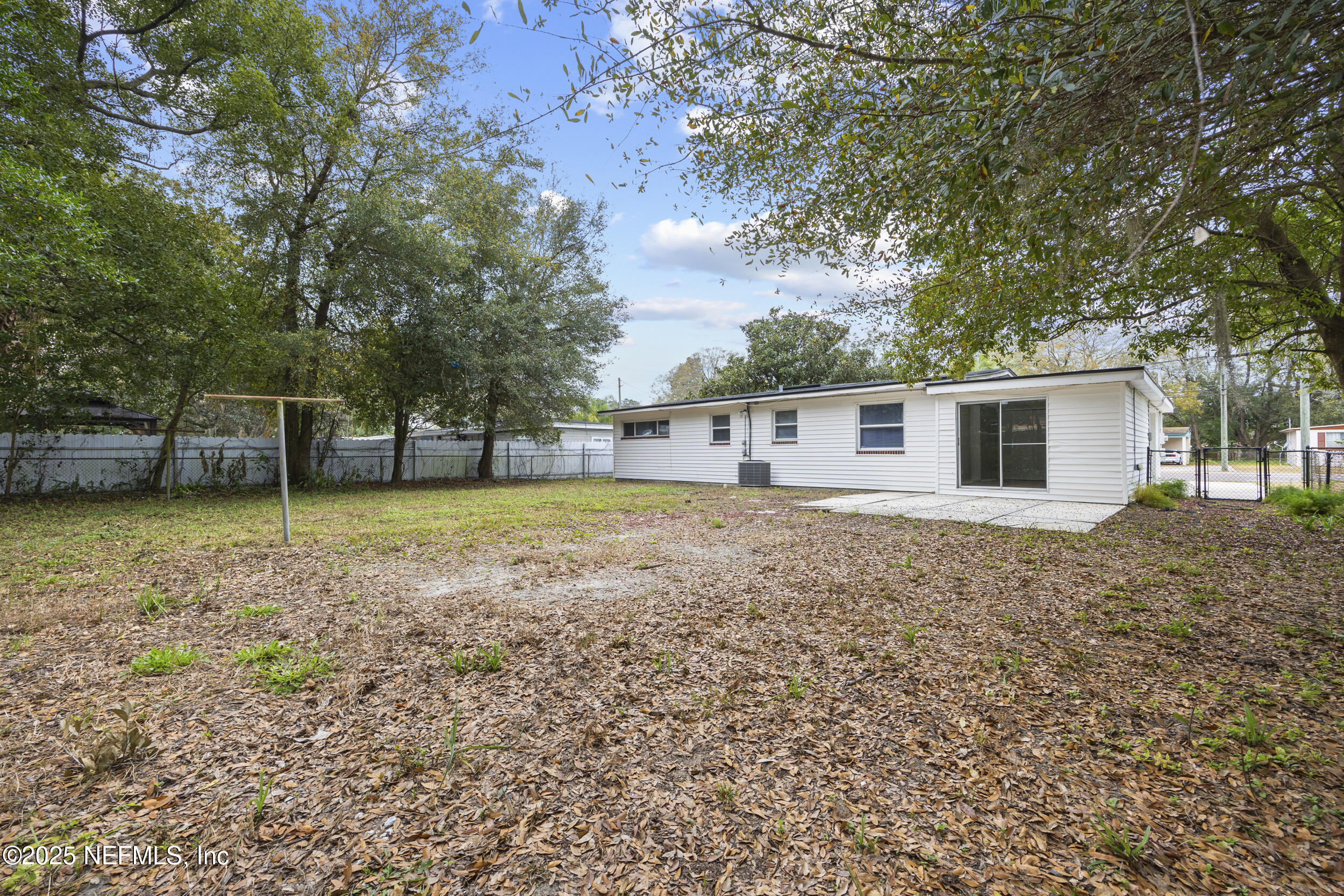 2403 Rogero Road Jacksonville, FL 32211 - Photo 23 of 26 27_the real estateographers_078