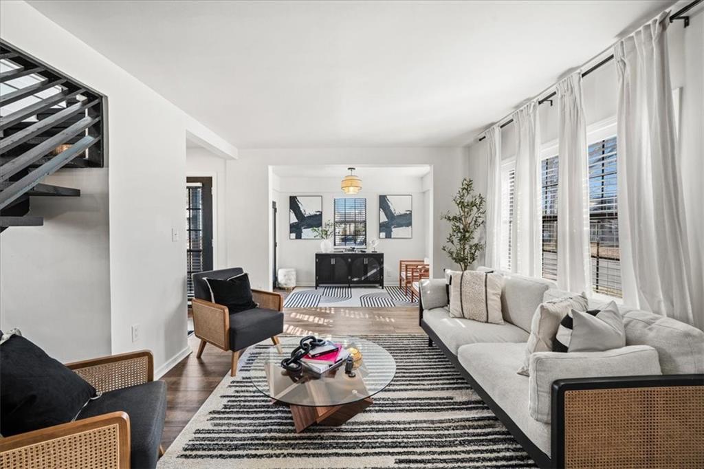 1471 Hardin Avenue Atlanta, GA 30337 - Photo 6 of 41