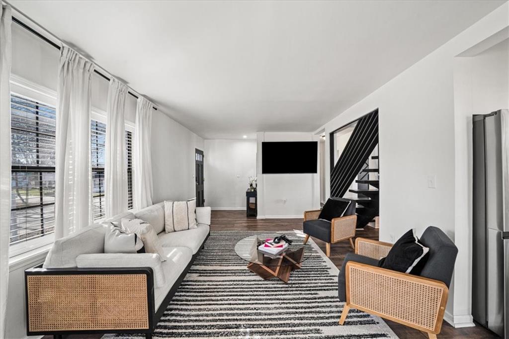 1471 Hardin Avenue Atlanta, GA 30337 - Photo 7 of 41