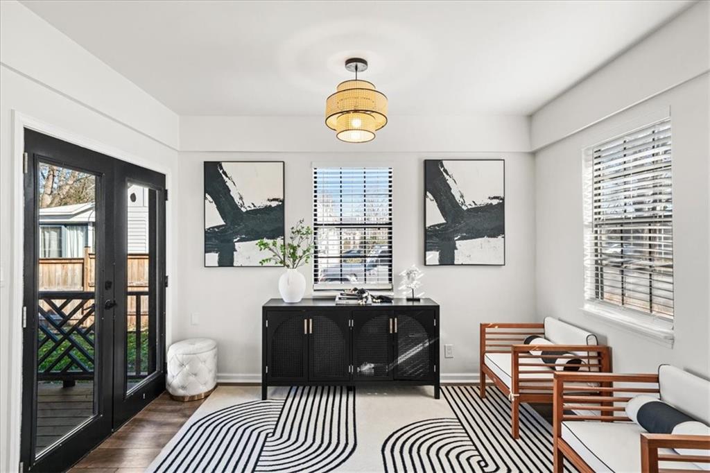 1471 Hardin Avenue Atlanta, GA 30337 - Photo 8 of 41