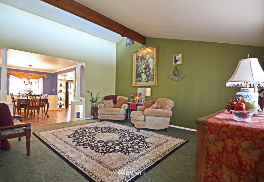 23627 22nd Drive Southeast Bothell, WA 98021 - Photo 4 of 19 Gallery Image 4