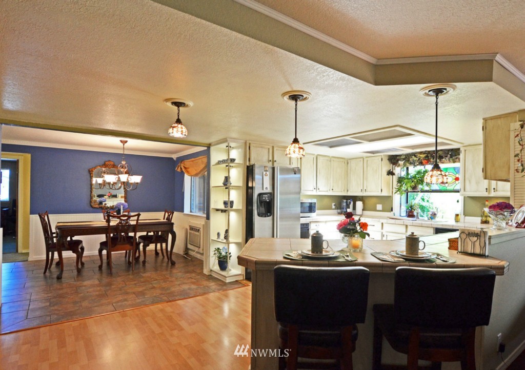 23627 22nd Drive Southeast Bothell, WA 98021 - Photo 7 of 19 Gallery Image 7