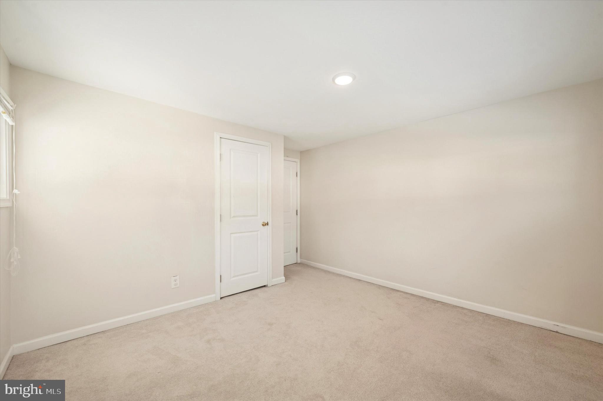 654 North Coles Avenue Maple Shade, NJ 08052 - Photo 23 of 41