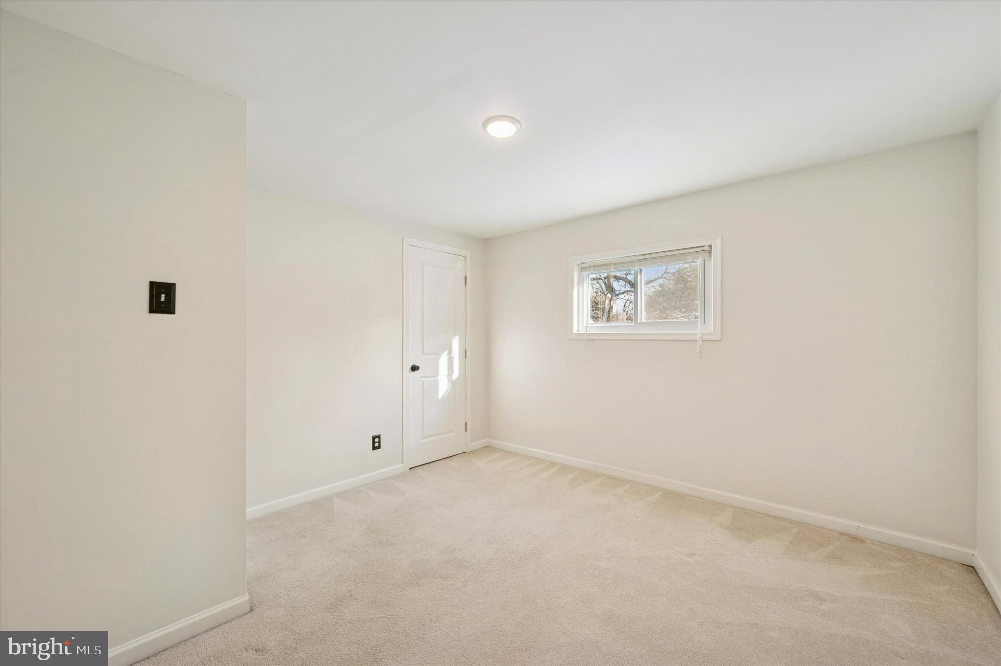 654 North Coles Avenue Maple Shade, NJ 08052 - Photo 24 of 41