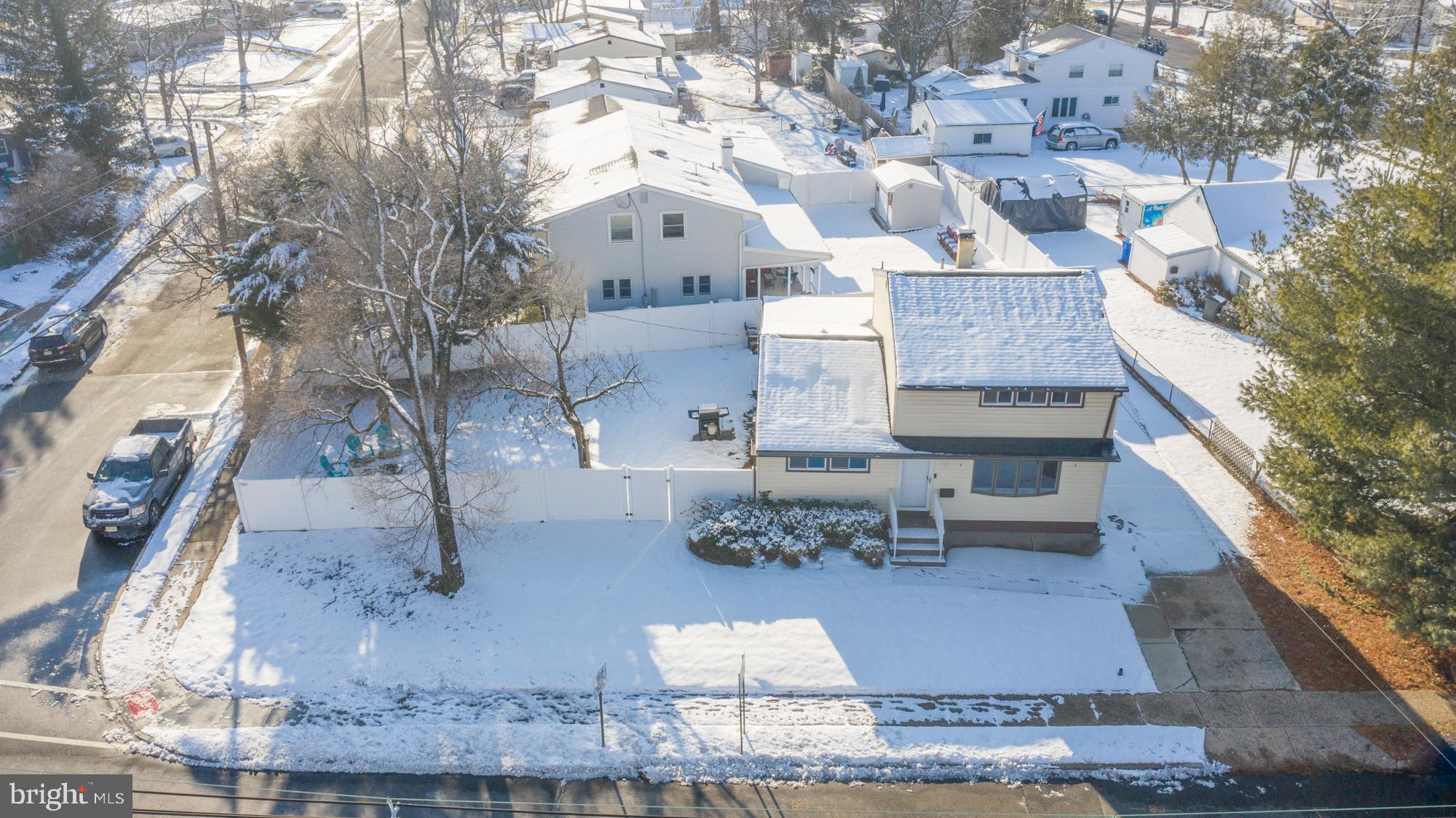 654 North Coles Avenue Maple Shade, NJ 08052 - Photo 7 of 41