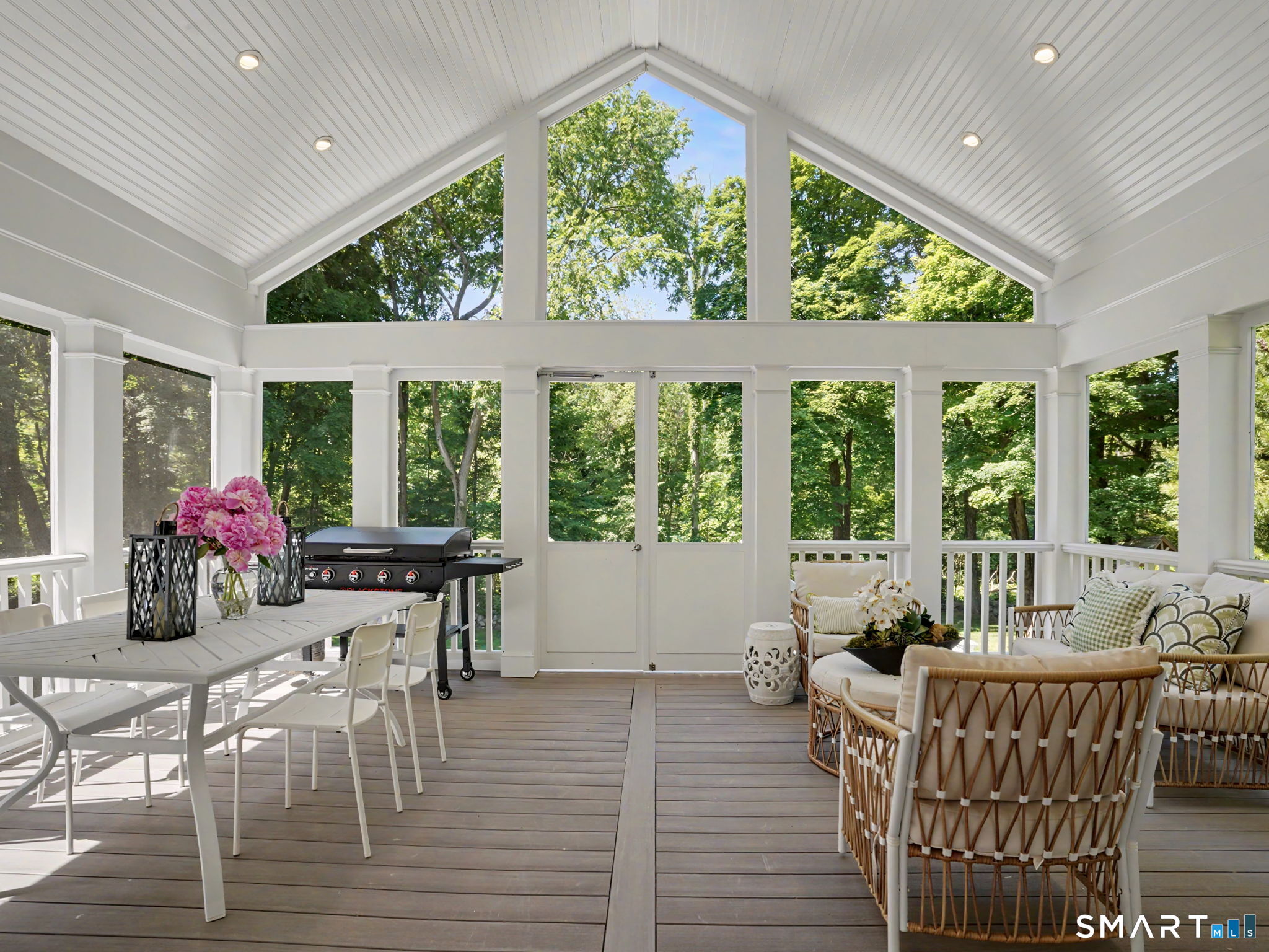 917 Silvermine Road New Canaan, CT 06840 - Photo 8 of 29