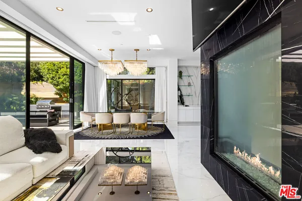 $27,000 | Undisclosed Address, Encino, CA 91316