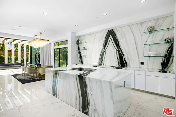 $27,000 | Undisclosed Address, Encino, CA 91316